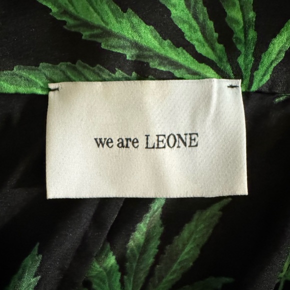 We Are Leone Long Silk Cannabis Leaf Duster Kimono with Belt XS/S - Picture 12 of 14